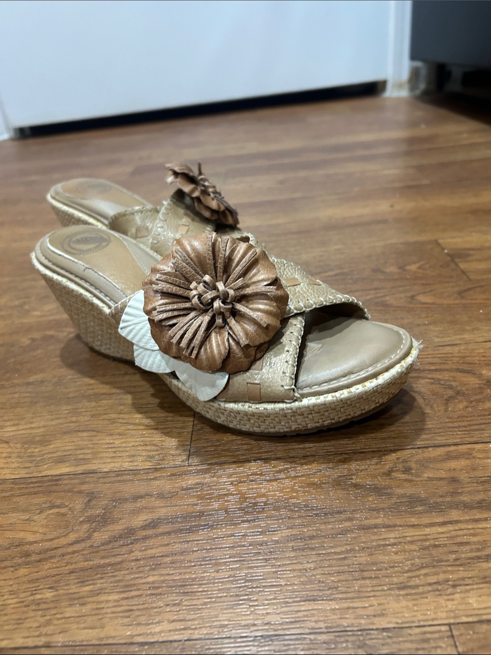Wedge Slide Sandals with Decorative Flower - Tan